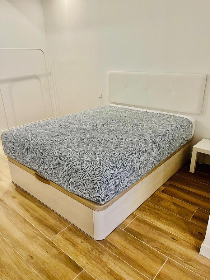 מדריד Bernabeu/ C.Universitaria Apartments מראה חיצוני תמונה